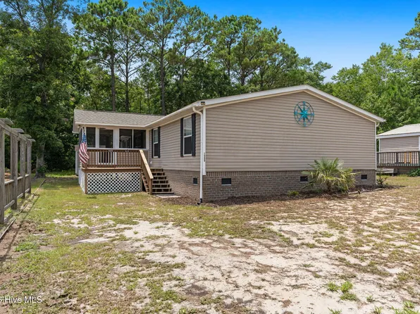 1590 W Kilbart Drive SW, Ocean Isle Beach, NC 28469
