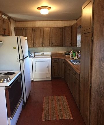 2nd image of 330 N Mormon St