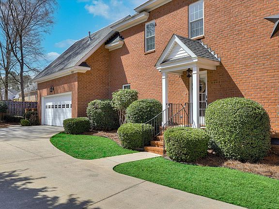 2nd image of 4306 Nandina Ct