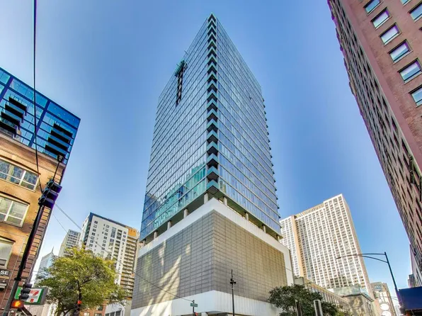 550 N Saint Clair St APT 1306, Chicago, IL 60611