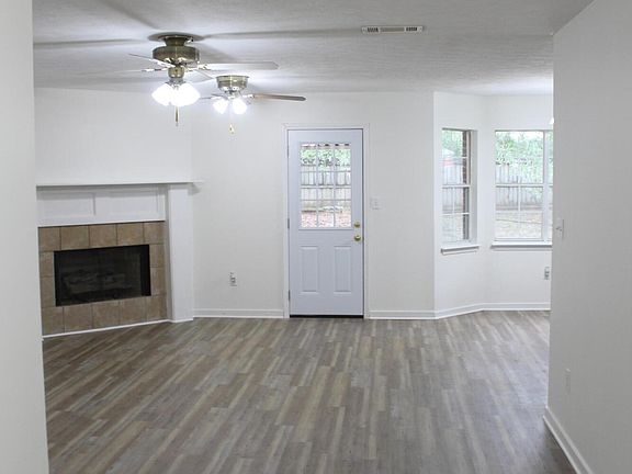 5th image of 115 Dogwood Hill Dr