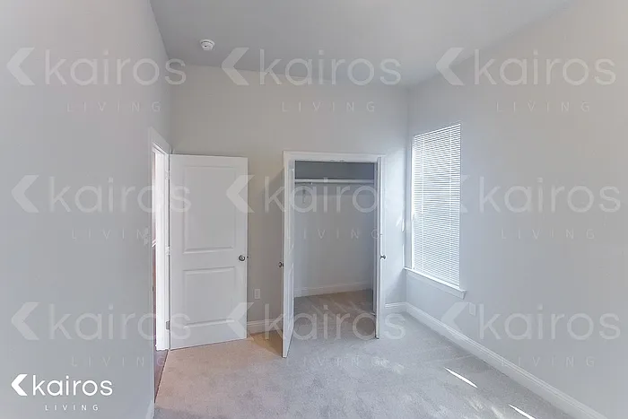 4816 Dacha Ln — Photo 9