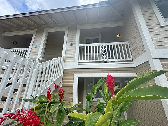 4th image of 75-6081 Alii Dr APT F204