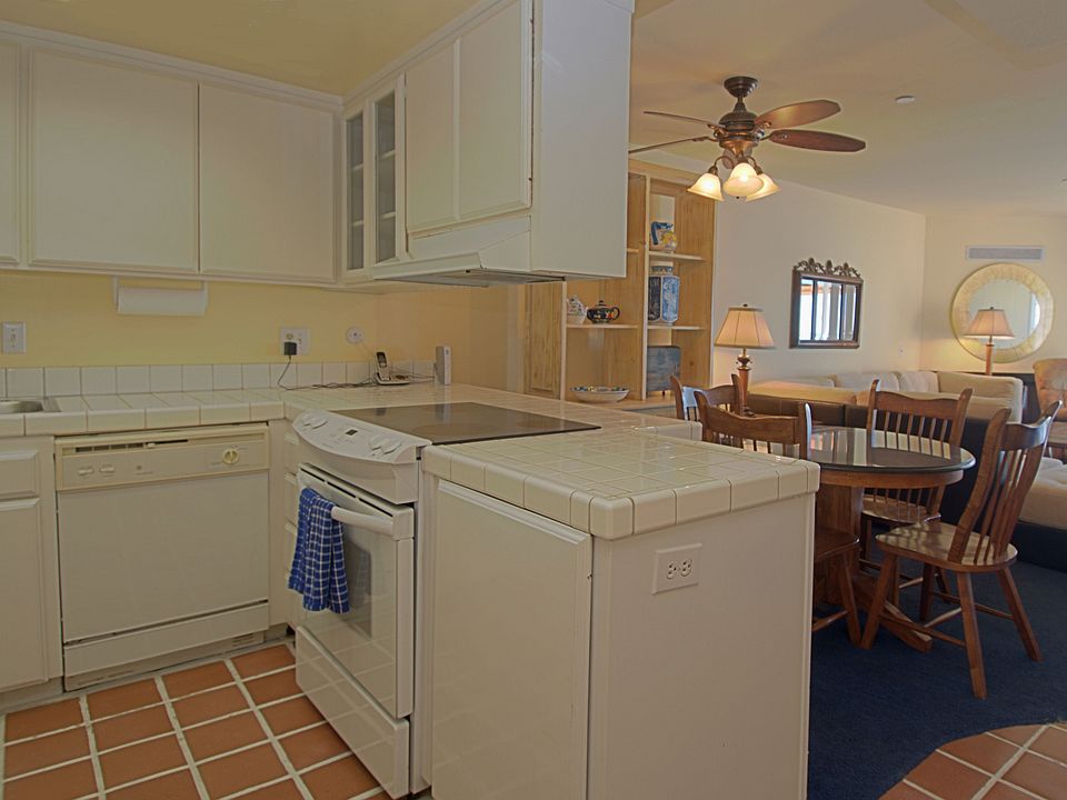 1st image of 6701 Fairway Dr APT 14