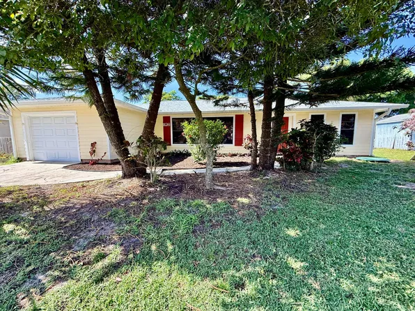 1126 SW Ithaca Street, Port St Lucie, FL 34983