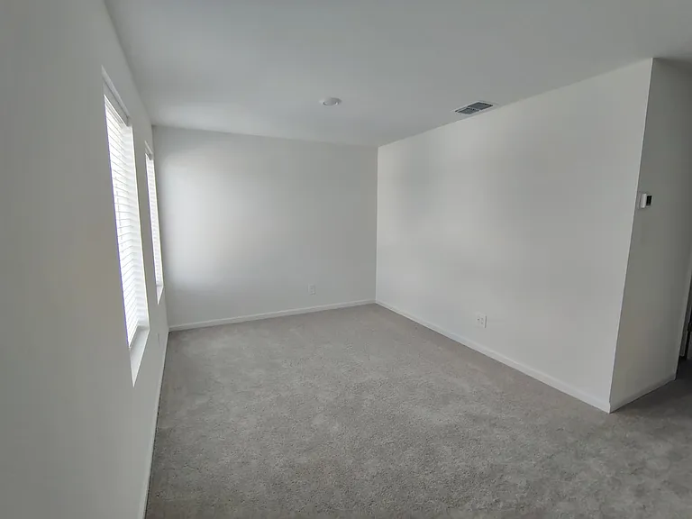 5542 Pimenta Ct — Photo 9