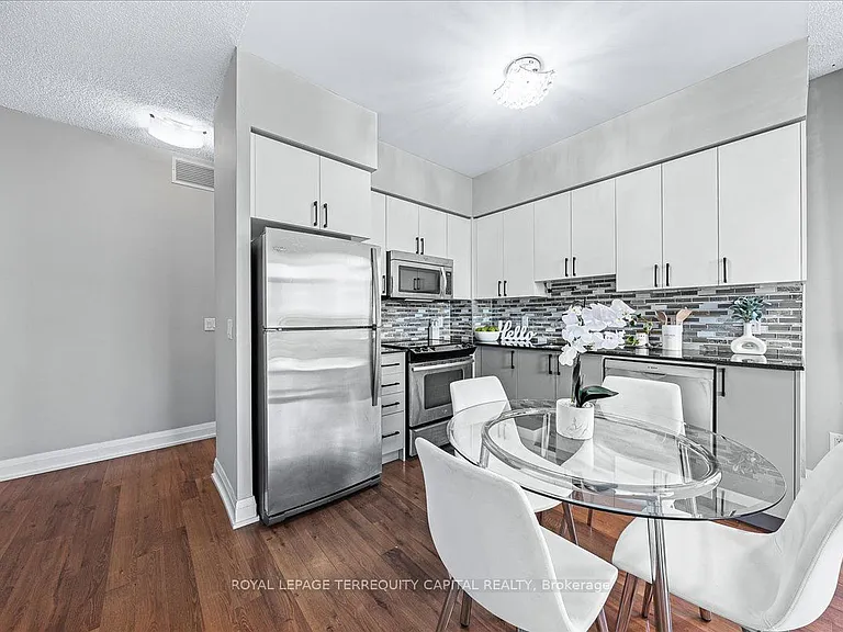 85 N Park Rd #505 — Photo 22