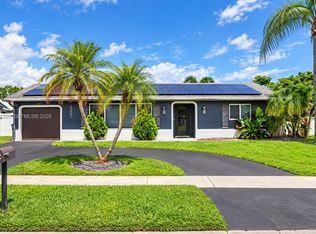 8501 NW 53rd St, Lauderhill, FL 33351