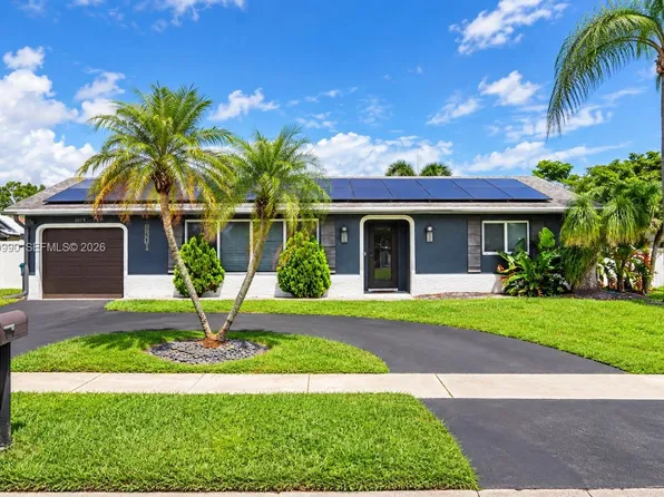 8501 NW 53rd St, Lauderhill, FL 33351