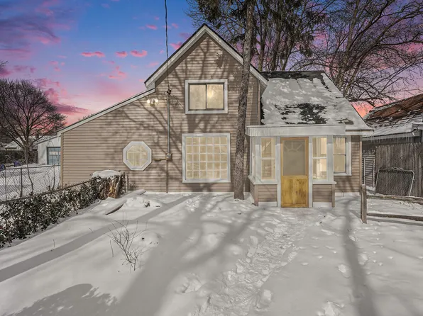 1033 Hazen St SE, Grand Rapids, MI 49507