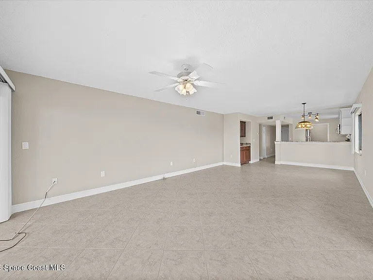 555 Jackson Ave #201 — Photo 19