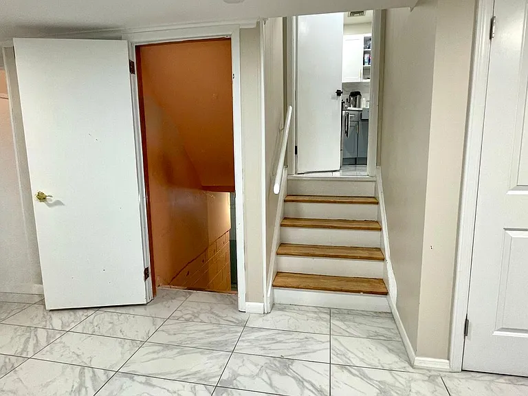 345 Raritan Rd — Photo 8