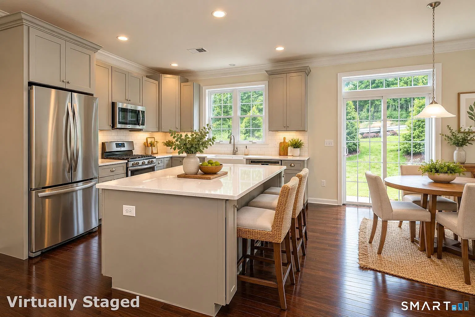 3 bed, 3.5 bath, 2294 sqft, $4,500 — Photo 4