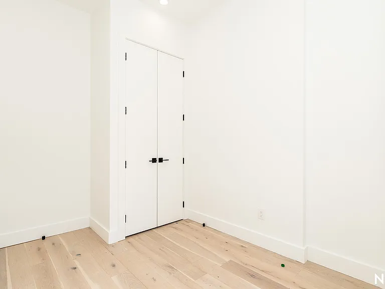 485 Tompkins Ave #2A — Photo 13