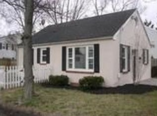 8444 Geneva Rd, Pasadena, MD 21122