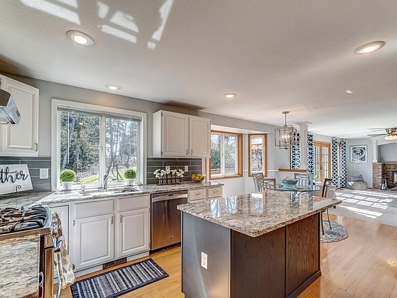5th image of 11204 43rd Street Ct E