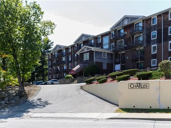 1190 Charles St APT 12, Providence, RI 02904