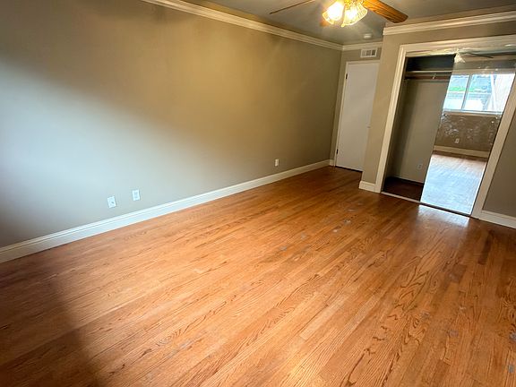 3rd image of 724 Palm Ave