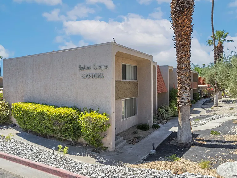 2298 N Indian Canyon Dr #E — Photo 41