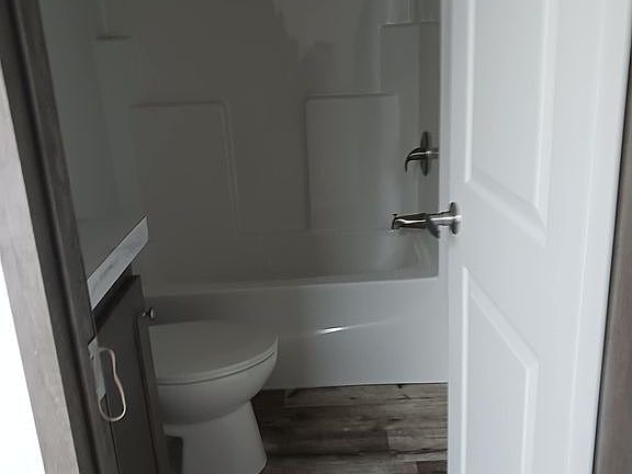 2nd bathroom