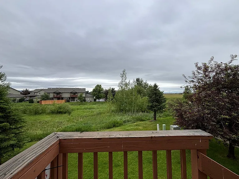 835 Forestglen Dr #6H — Photo 23