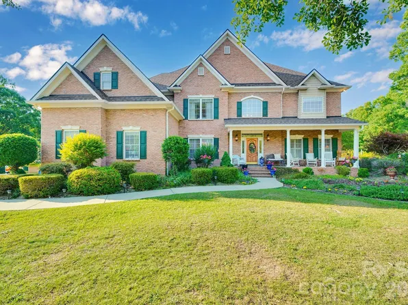 1171 Hilldale Dr, Lancaster, SC 29720