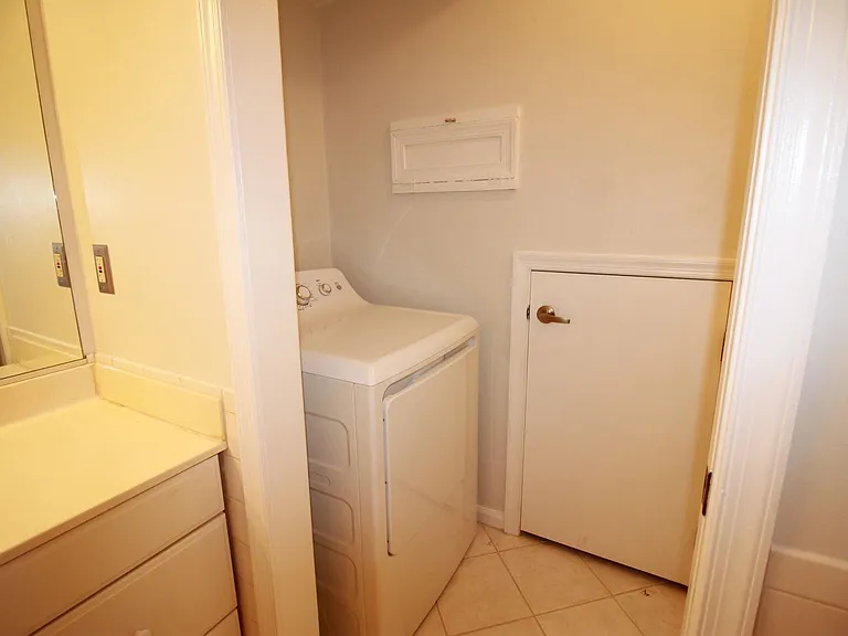 1006 Island Quay — Photo 12