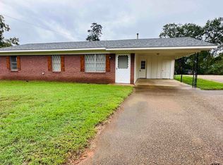 118 Fulton St, Pittsburg, TX 75686