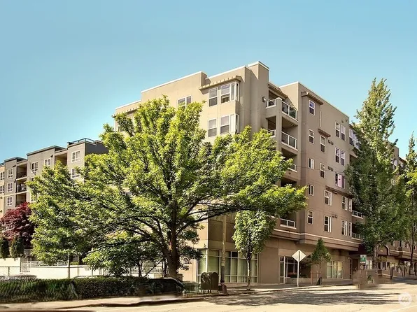 4343 Roosevelt Way NE #401, Seattle, WA 98105