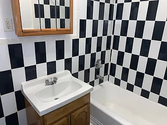Rented by R New York