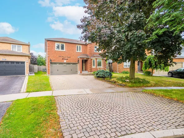 914 Sproule Cres, Oshawa, ON L1K 2C8