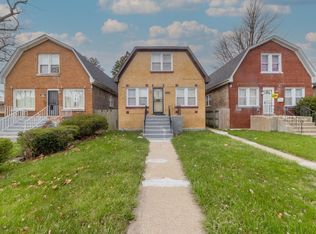 9154 S May St, Chicago, IL 60620