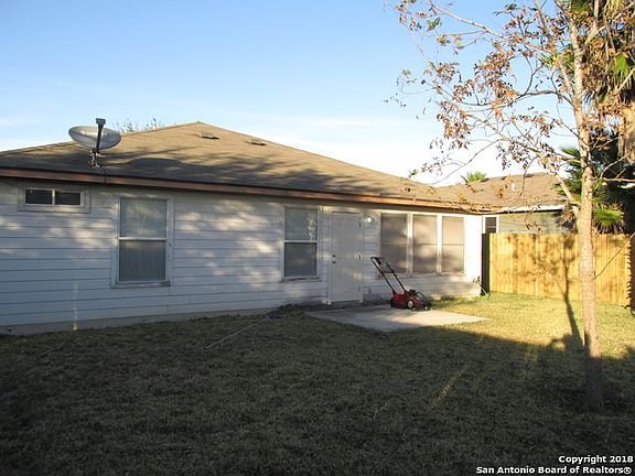 5th image of 232 La Garde St