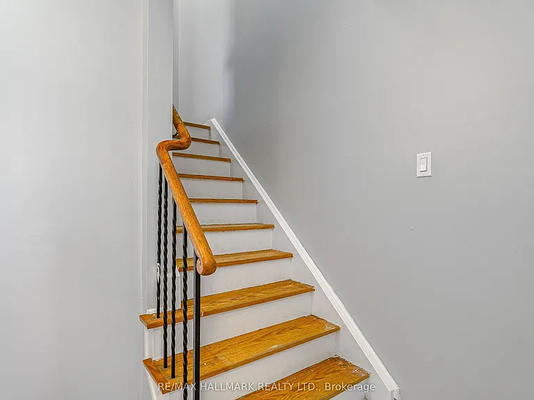 27 Keyworth Trl #UPPER — Photo 5