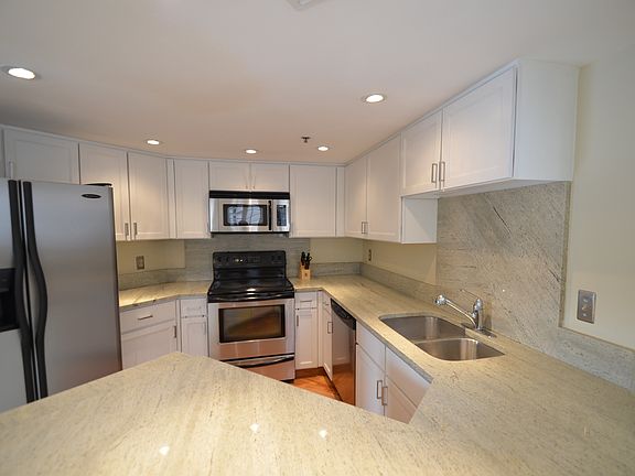 2nd image of 350 N Detroit St APT 307
