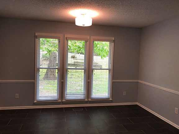 3rd image of 14257 Ashborough Dr