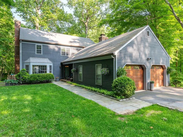 39 Indian Hill Road, Pound Ridge, NY 10576