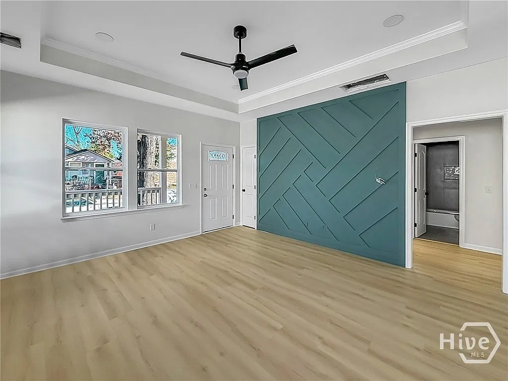 3 bed, 2.5 bath, 1350 sqft, $2,000 — Photo 3