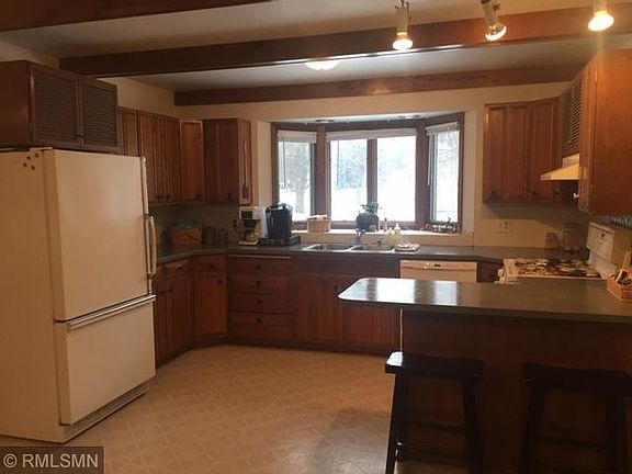 2nd image of 811 N Marshall Ave