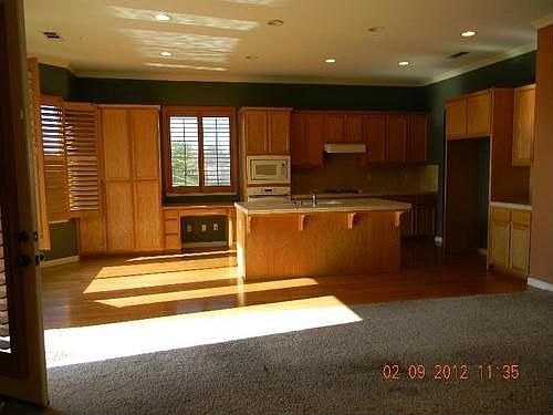 4th image of 663 Alder Ln