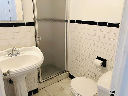 Rented by null | media 23