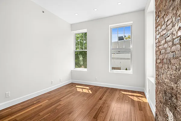 Rented by Corcoran | media 2