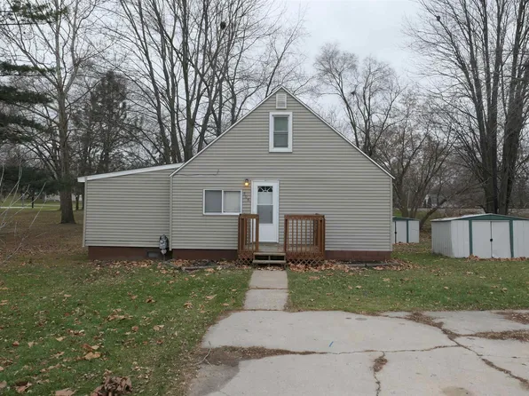 308 Euclid St, Saint Louis, MI 48880
