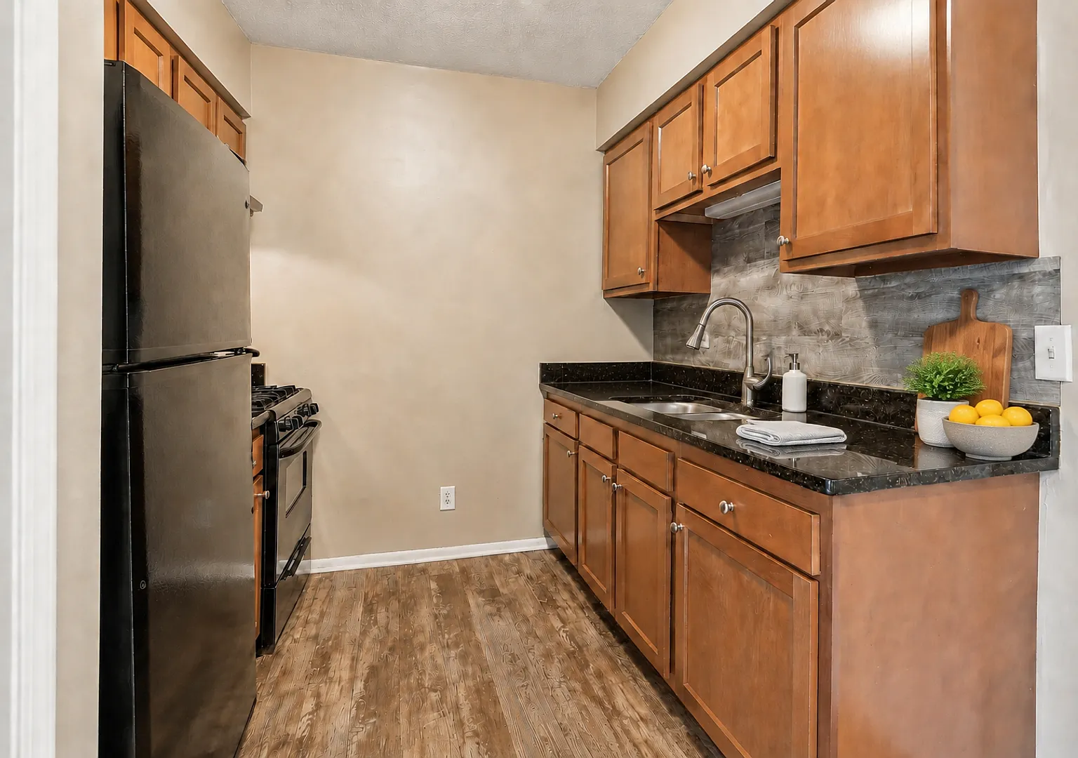 207 Maple Street — Photo 2