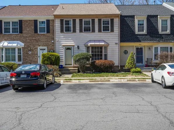 7314 Eggar Woods Ln, Springfield, VA 22153