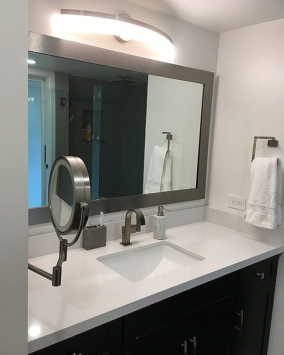 Master bath-quartz counter