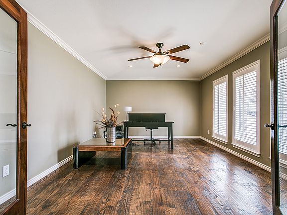 4th image of 11130 Russwood Cir
