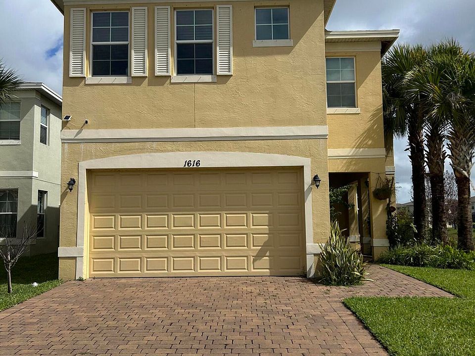 1st image of 1616 NW Cataluna Circle