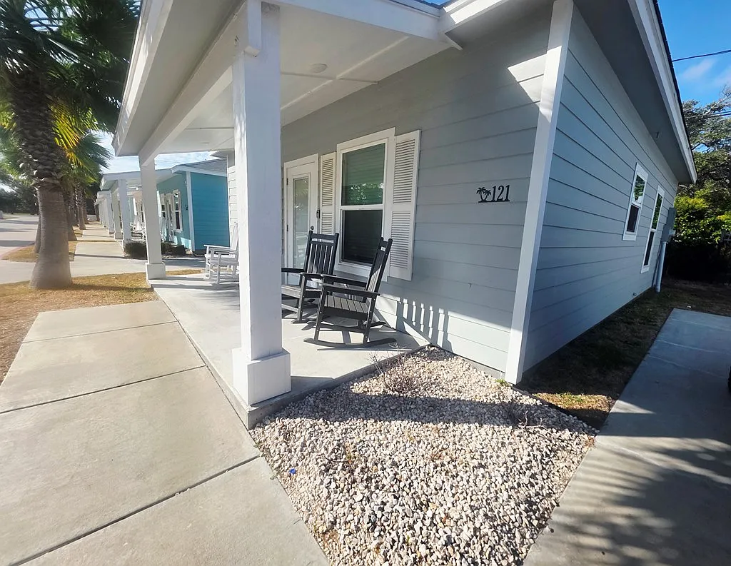 1 bed, 1.0 bath, 720 sqft, $1,350 — Photo 4