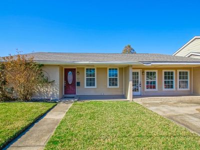 540 Oakwood Dr, Gretna, LA, 70056